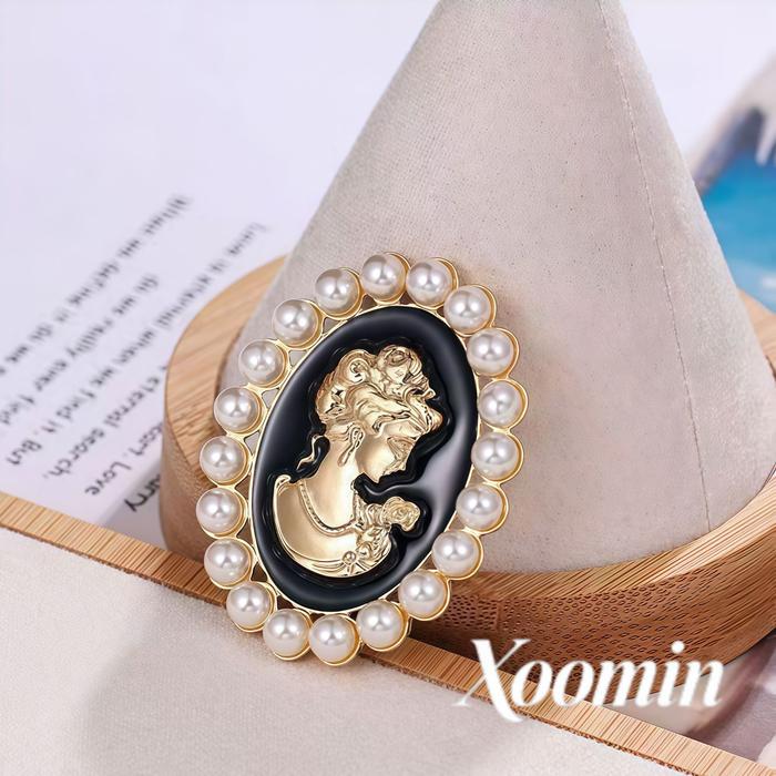 [Xoomin] Bros Motif Wajah Wanita Berbingkai Mutiara Desain Klasik Elegan Aksesoris Pakaian Wanita Mo