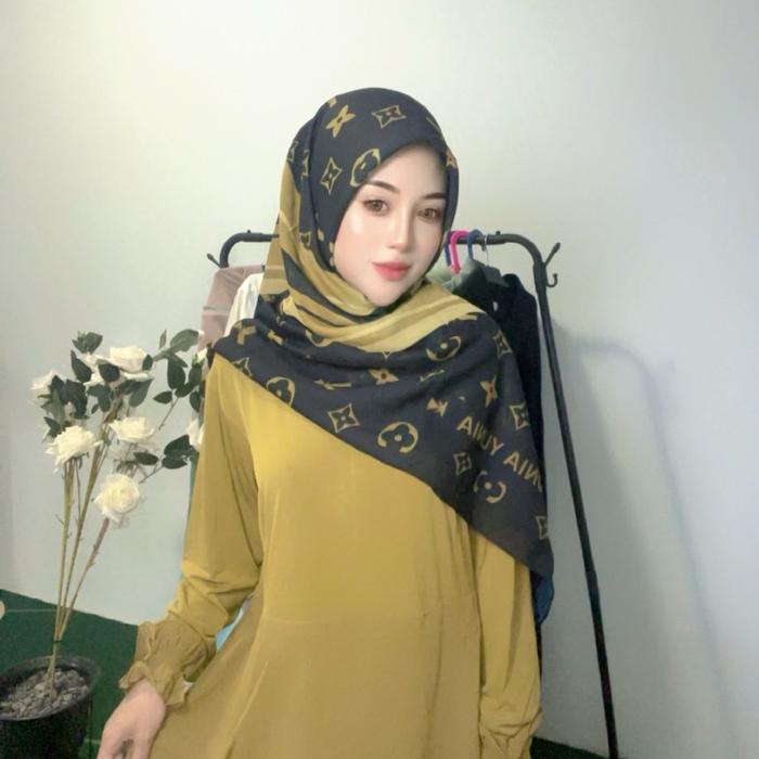 Yunia Syar'i Fashion Wanita Muslim 3Set Hijab Gamis dan Kameja Hitam Panjang Model Terbaru