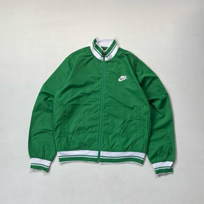 Nike 90s Solo Swoosh Embroidered Logo Nylon Jacket
