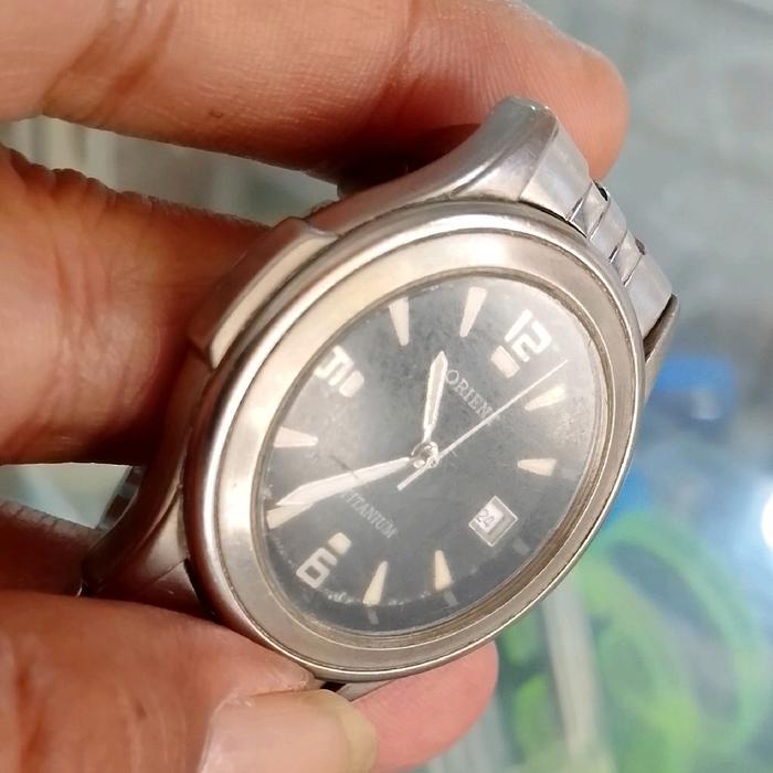 Orient Jam Tangan Titanium Unisex Pria Wanita Kondisi bagus.ringan dan original.
