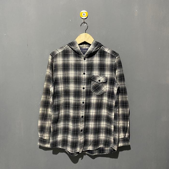 Kemeja Flanel Hoodie Uniqlo Veterano 100% original