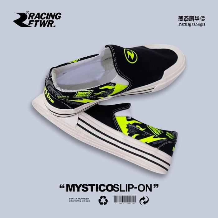 Sepatu RACERTEES Model Slip On Hitam Terbaru