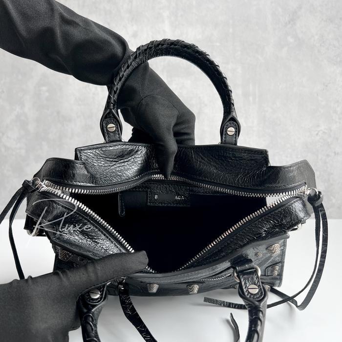 [PRE-ORDER] TAS WANITA ROYALELUXE NEO CAGOLE XS BAG IN BLACK SHW