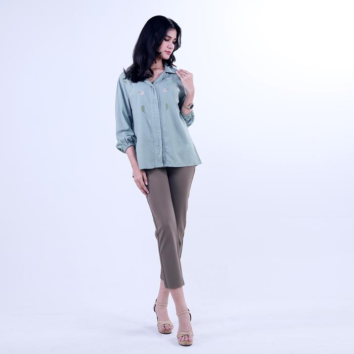 BlackForest Blus Border Kerah