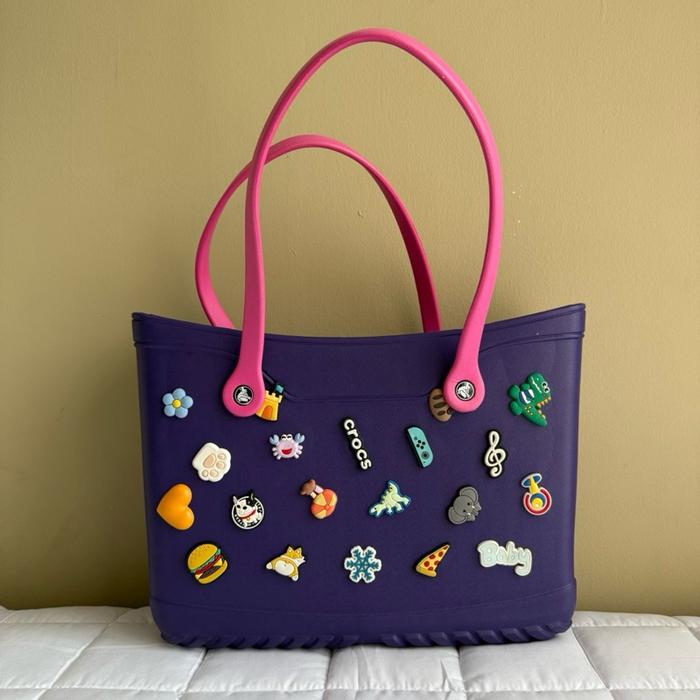 Preloved Tas Tangan Crocs Multicolor Purple Pink Second Original