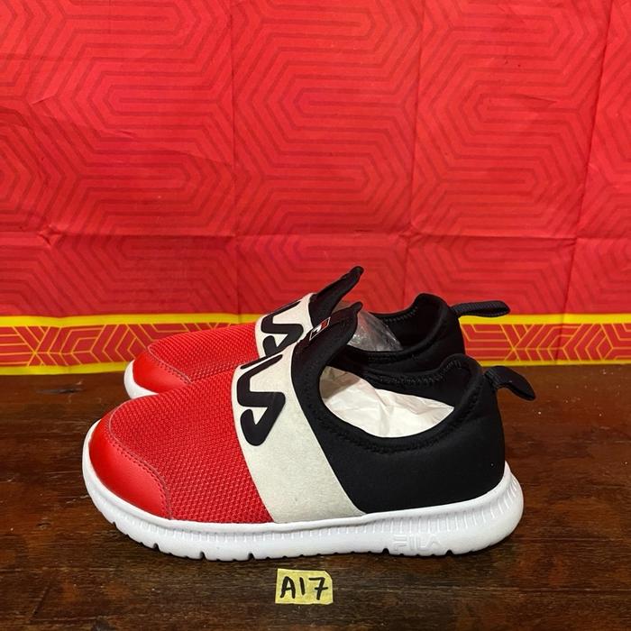Sepatu anak second ori fila slip on size 31