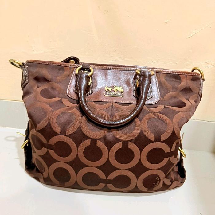 TAS COACH MEDISON SABRINA