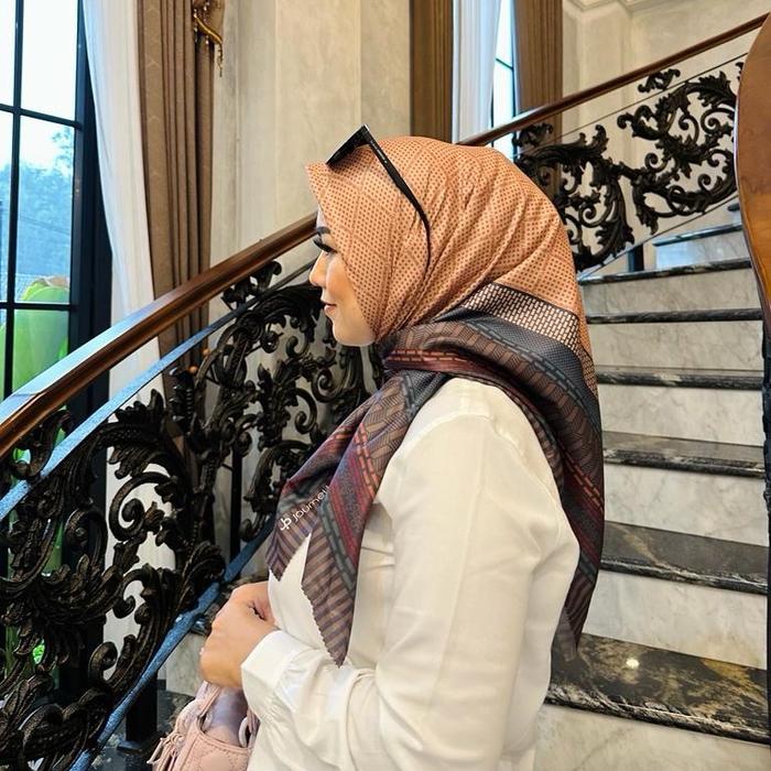 Journey Scarves Scarf reguler motif lama