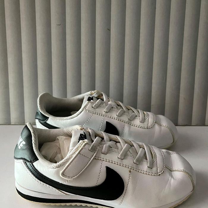 Sepatu Anak Second Original Nike Cortez Size 31/19cm
