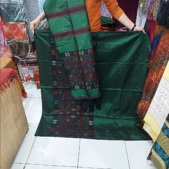Songket semi sutra motip sadum angkola