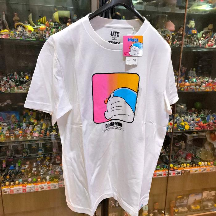 Kaos Uniqlo X Doraemon Shirt Size L