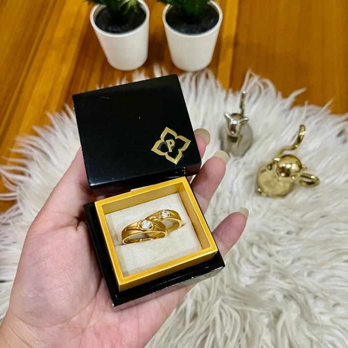 Box cincin the Palace authntic