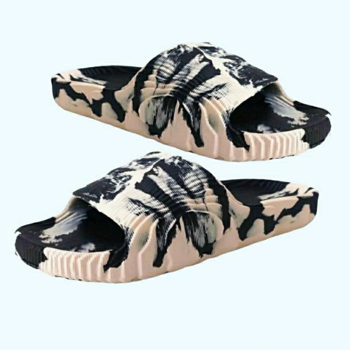 Sandal Selop Pria Selop Loreng Addilette Kekinian Viral