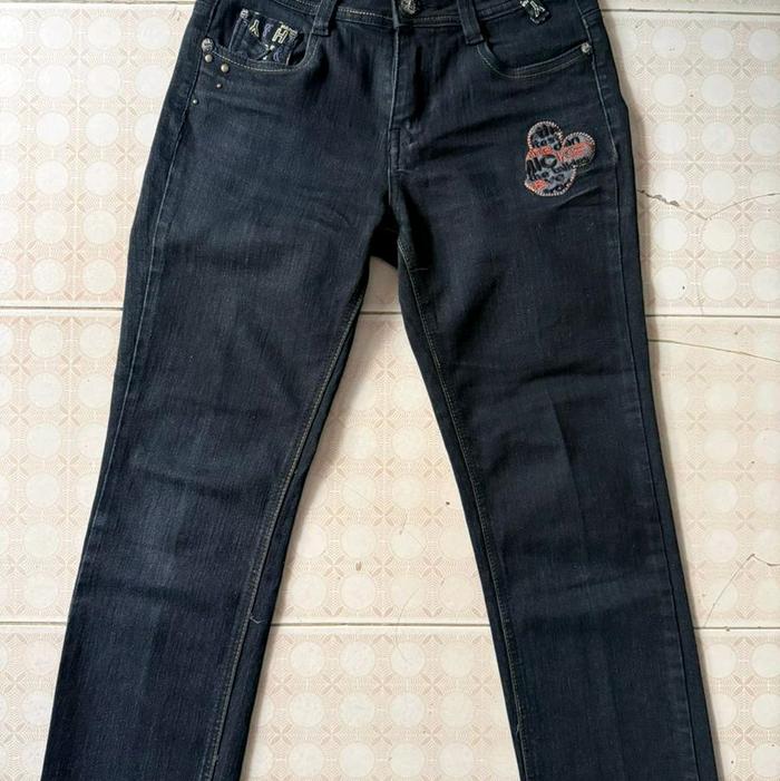 Celana Jeans Wanita T2000 Warna Hitam