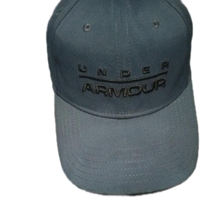 topi under armor barang mulus