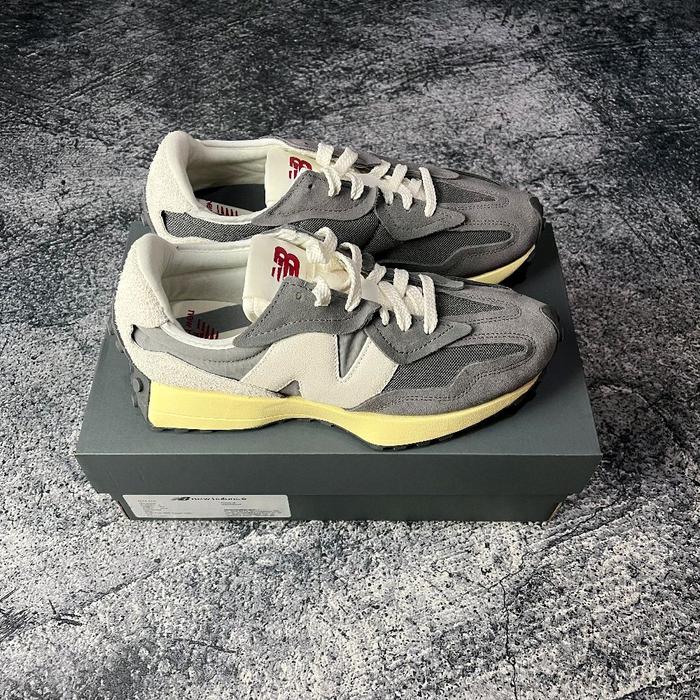 New Balance 327 Grey Original (U327WRF)