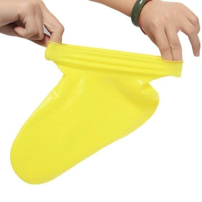 LIMITED EDITION MMM - COD Cover Sepatu Anti Air Hujan Waterproof Sarung Pelindung  Karet Silikon Sil