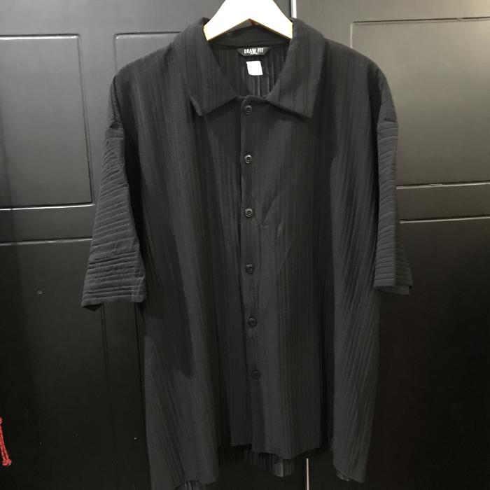 kemeja boxy draw fit XL hitam