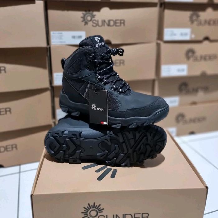 Ada SEPATU SUNDER KERTA OUTDOOR Shoes Boots Shoes