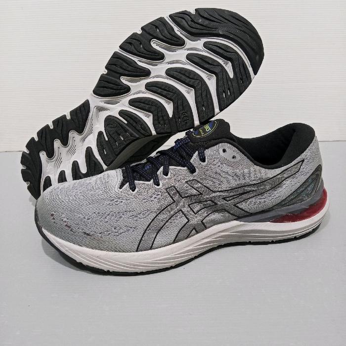 Jual Murah Sepatu Asics Cumulus size 46 Original Indonesia