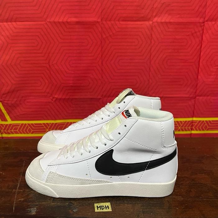 Sepatu second branded nike blazer mid 77 size 38