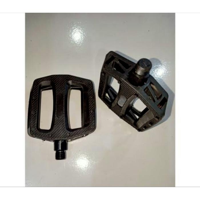 Pedal Sepeda / Pedal Sepeda MTB / Pedal Merk ODESSY As Besar Hitam MTB Dll