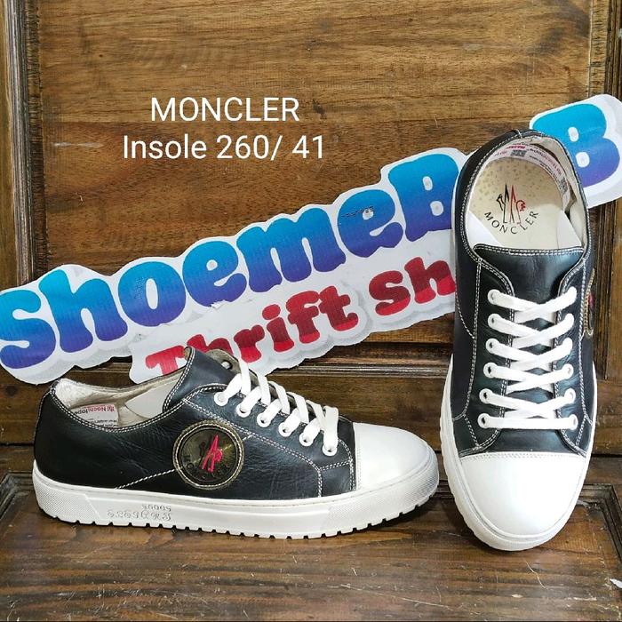 MONCLER,  INSOLE 26, SETARA SIZE 41, (SECOND)