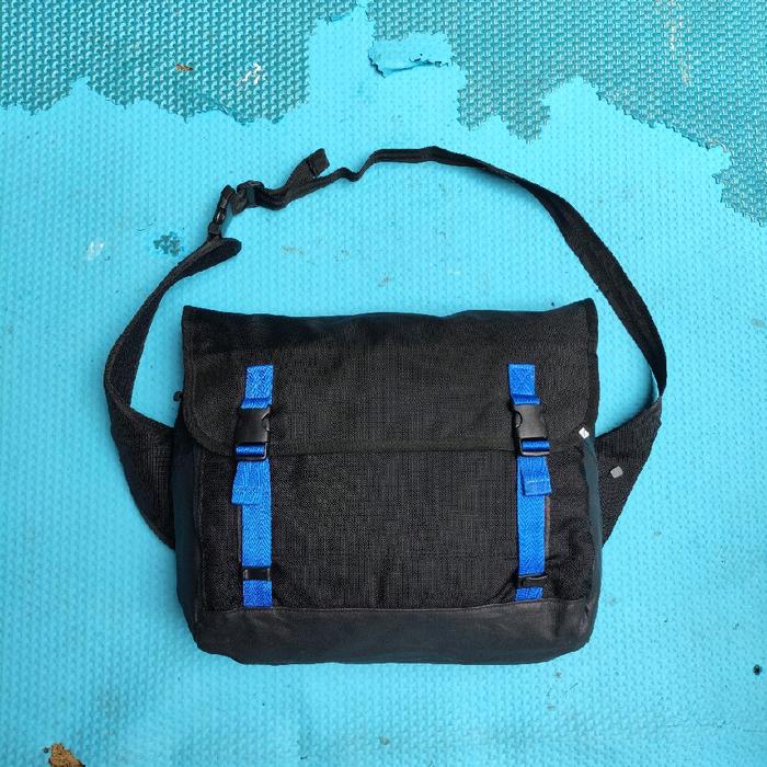 Messenger bag/Tas Pria Cowok/Tas Laptop/Tas Kerja Kuliah Second Ori Brand GFLAT