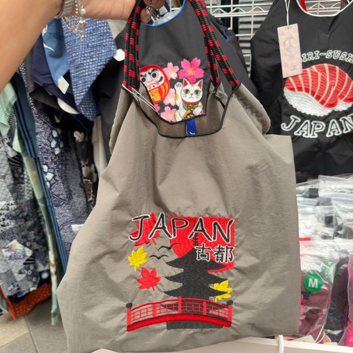 Tas D'Kelly Japan Fashion dengan Desain Unik dan Menarik
