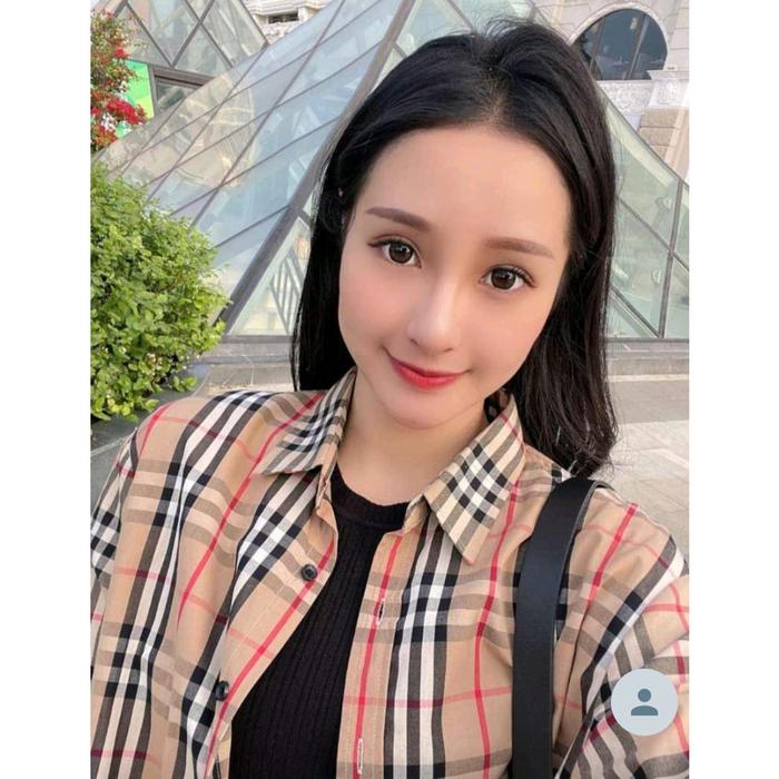 ATASAN KEMEJA KOREA WANITA LENGAN PANJANG IMPORT BURBERRY GARIS CREAM OVERSIZE FASHION TERMURAH KEME