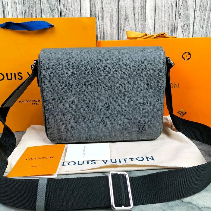 TAS SLINGBAG/SLEMPANG PRIA VIP IMPORT LV'3326 BRANDED MIROR