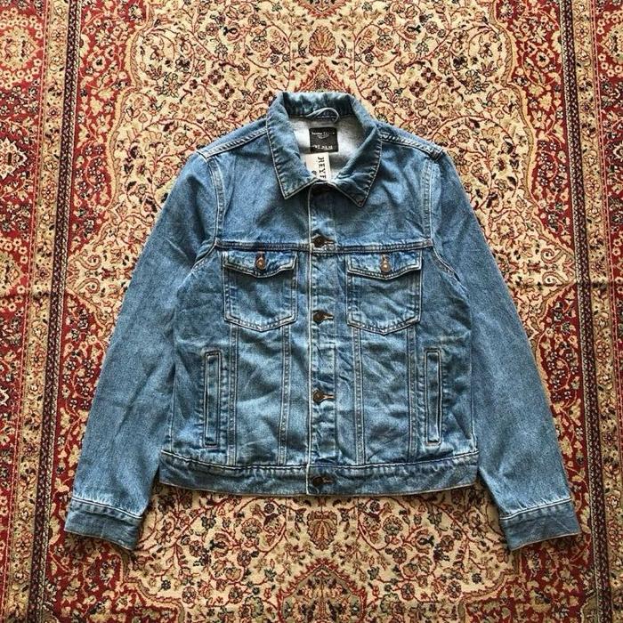 Jaket Bershka trucker jeans jacket Casual Bershka jacket G175