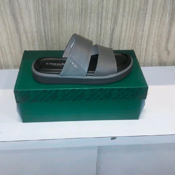 Crocodile CS 9915-7 Grey Sandal Pria Original