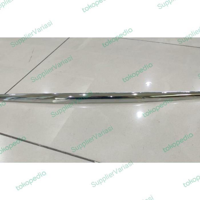List Trunk Lid Back Door list Avanza/Xenia Chrome Lis Trunglid