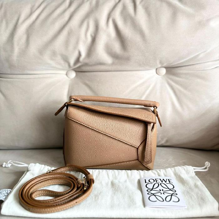 Loewe Mini Puzzle Bag Warna Toffe (Preloved)