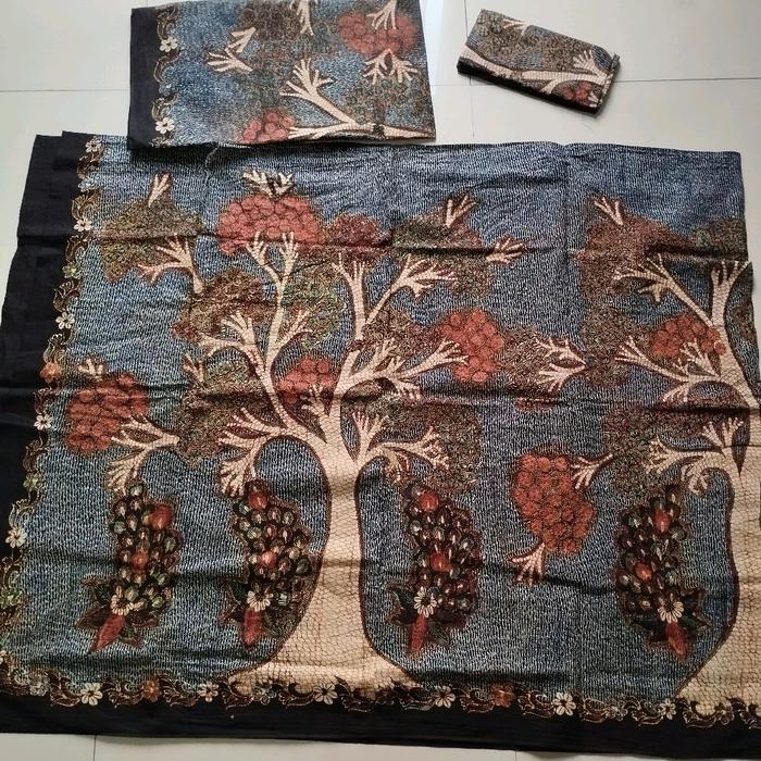 sarimbit batik tulis premium tebiruan oget oget dengan warna yang sangat elegant