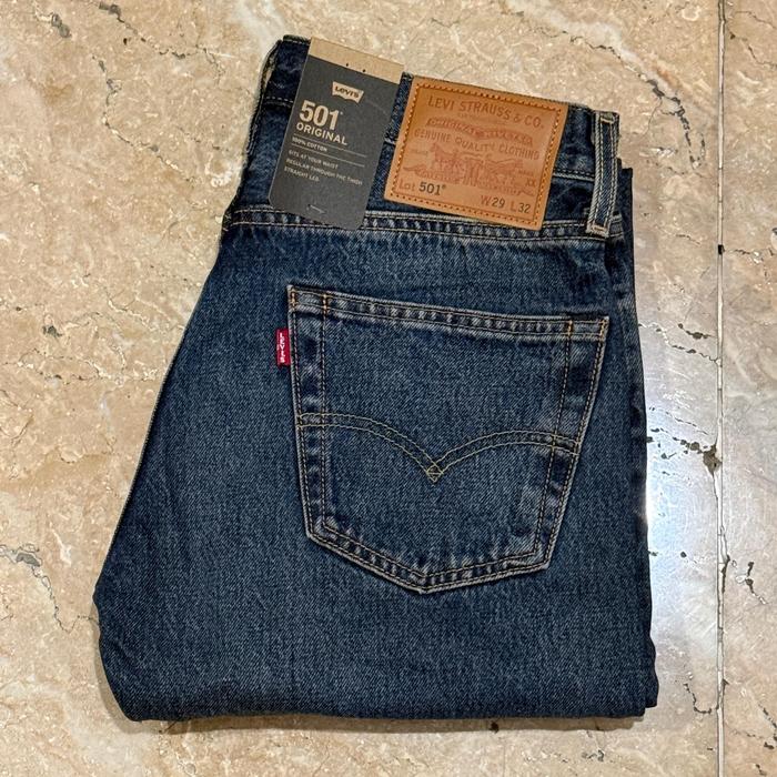 Celana Jeans Pria Levis 501 Original Fit Vintage Avenue 501-3852