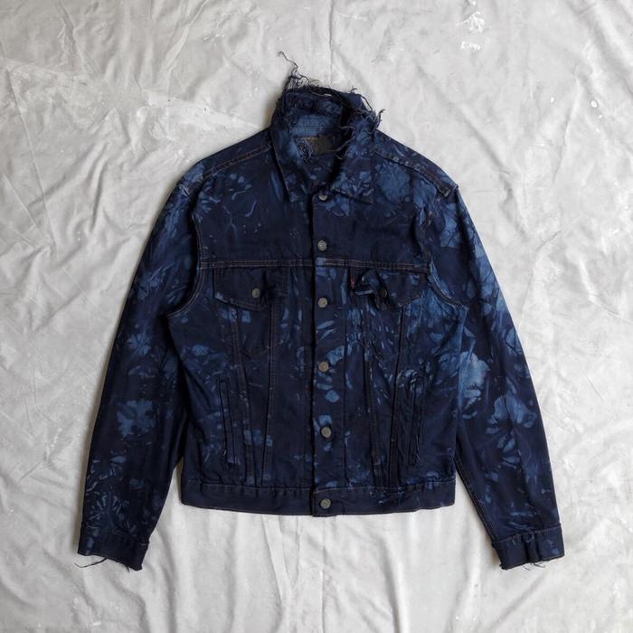 Vintage 90’s Levis Distressed Double Dyed Indigo Trucker Jacket