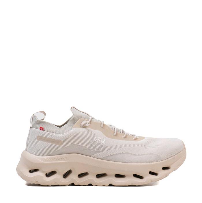 Sepatu Pria On Cloudtilt x Loewe Biege Sand