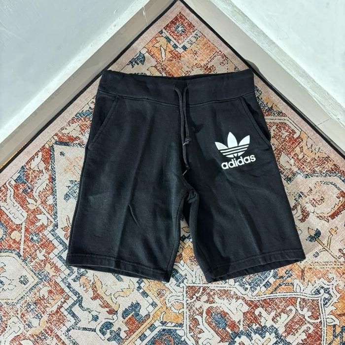 CELANA PENDEK ADIDAS TREFOIL HITAM SECOND