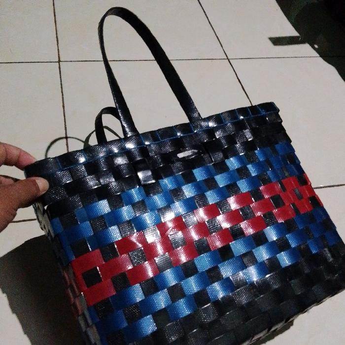 Tas terbuat dari tali plastik fiber Wanita