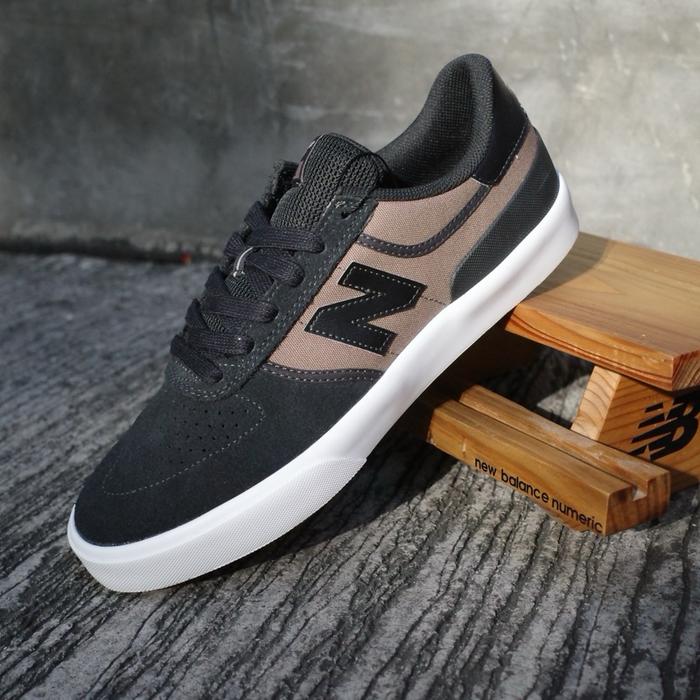 New Balance   Numeric 272