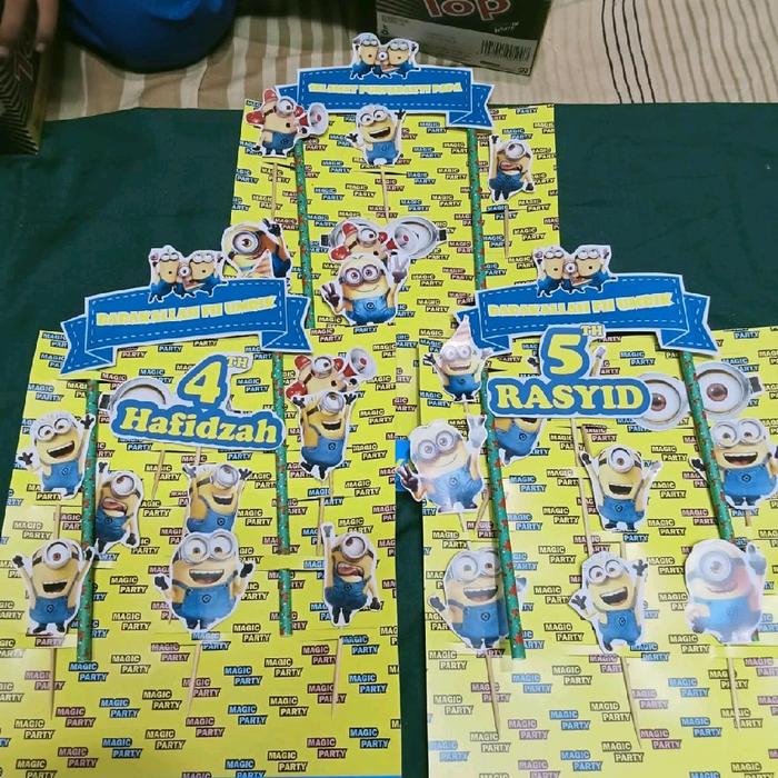 Cake Topper Minion Custom Nama & Umur untuk Pesta Ulang Tahun Anak-anak Costume Fashion Kids