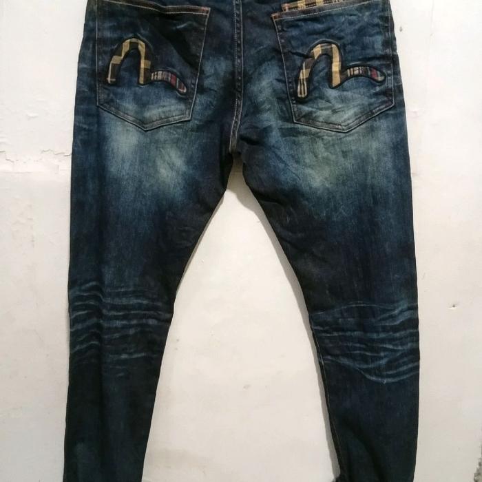 Celana Evisu Denim Tebal dan Nyaman