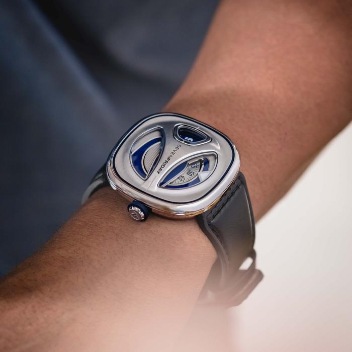 SEVENFRIDAY ME1/01 Official Jam Tangan Blue Silver Automatic