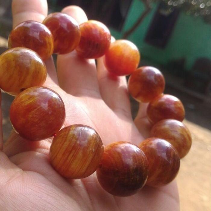 Gelang Kayu Madu Getah Pinus untuk Pria dan Wanita Fashion Pengobatan Natural dan Elegan