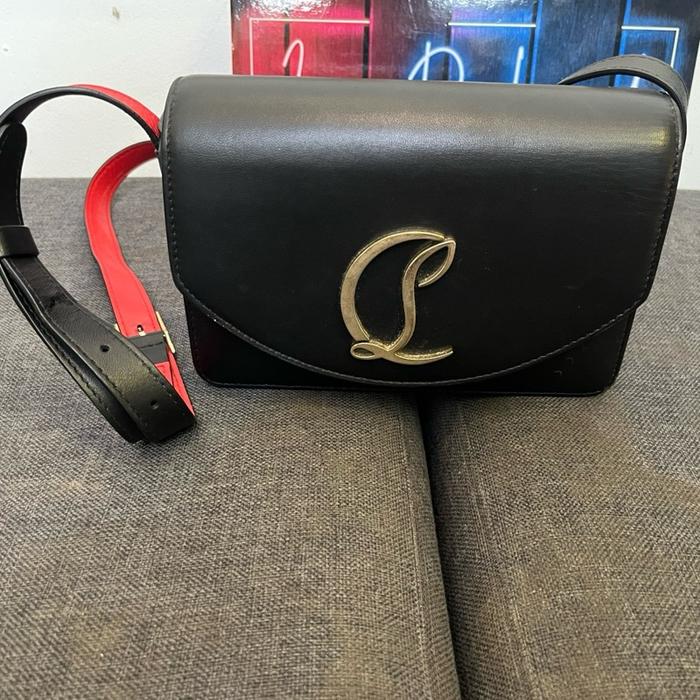 Tas second like new Christian Louboutin