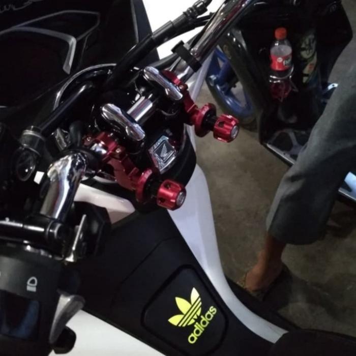 hook motor cantolang barang variasi honda PCX dan PCX lokal OSEAN