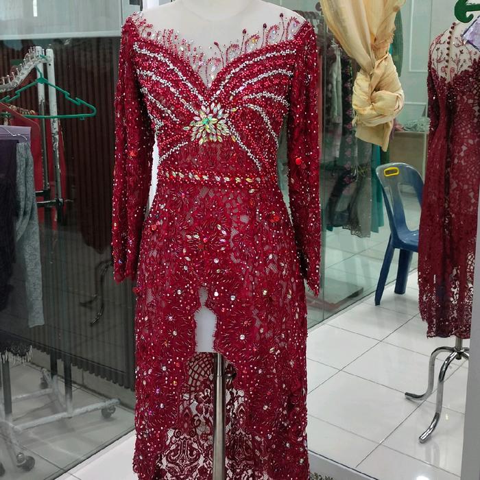 Kebaya atasan pengantin warna merah maroon mewah ld bisa di sesuaikan