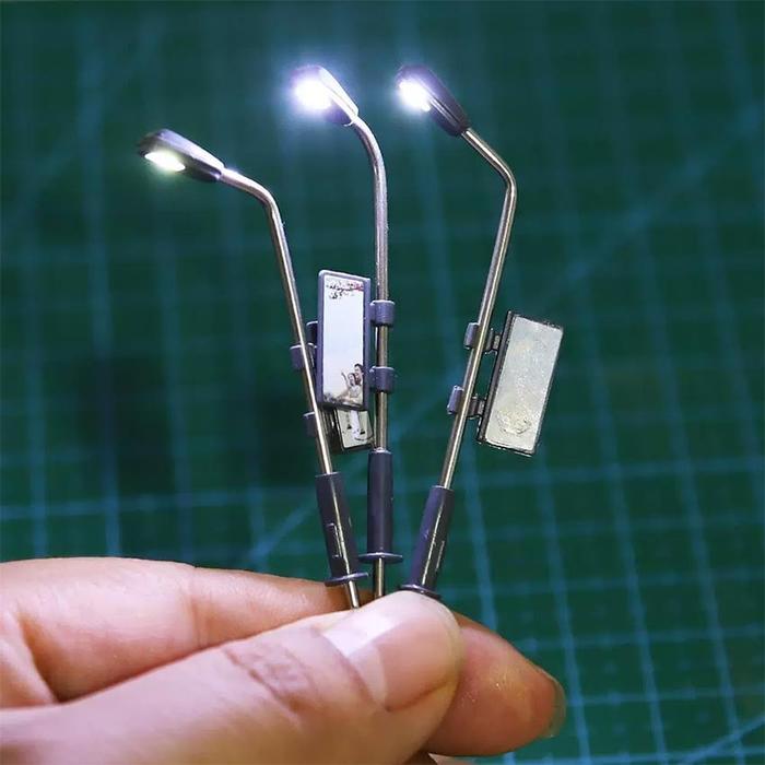 Miniatur / Maket Lampu Jalan Menyala LED Maket Diorama - Maket Led Lampu Penerangan Jalan 1:100 Warm